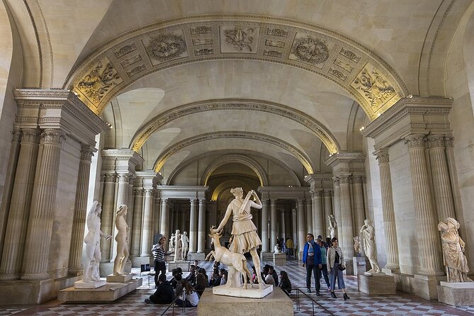 Private tour Louvre By night - The highlights you’ll actually remember (Mona Lisa, Venus, and more)