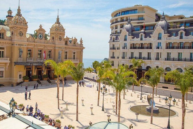 Private tour: Monaco, Monte-Carlo, Cannes, St Paul de Vence & Eze - St-Jean-Cap-Ferrat: A 15-Minute Photo Stop With Big-View Payoff
