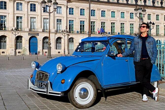 Private Tour of Paris in a convertible citroën 2CV - Pont d’Iéna to the Eiffel Tower frame: the road as your viewpoint