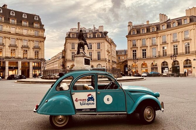 Private tour Paris Little-known places 2 hours in Citroën 2CV - Rue François Miron and Hôtel de Sens: early-route Paris texture