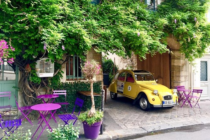 Private tour Paris Little-known places 2 hours in Citroën 2CV - Panthéon and Saint-Sulpice: big landmarks, measured time