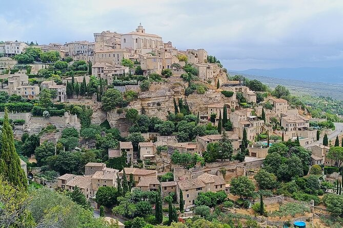 Private Tour Perched Villages of Luberon & (LAVENDER JUNE/JULY) - Why this private Luberon day works better than a hurried self-drive