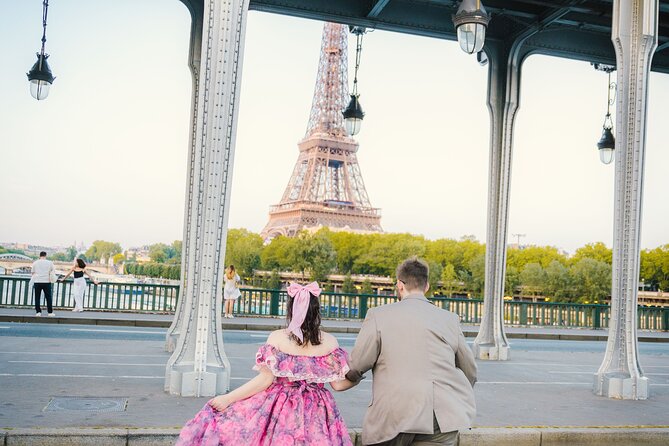 Private Tour: Personal Travel Photographer Tour in Paris - Notre-Dame area: ending with a powerful backdrop