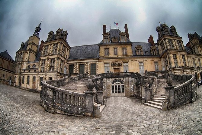 Private tour to Fontainebleau from Paris. Tickets included! - Royal Rooms, Napoleon, and the Gardens