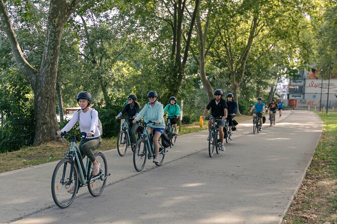 Private Tour: Versailles by Electric Bike from Paris - Picnic Beside the Grand Canal