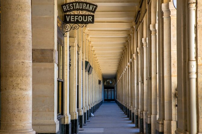 Private Tour with Guide to Midnight in Paris Movie Locations - Walking the Seine to Pont Neuf