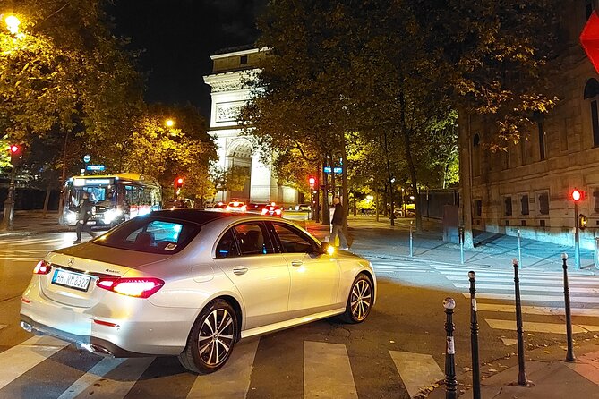 Private Transfer from CDG or ORY Airport to Paris City - Communication that reduces arrival stress: mobile ticket and English support