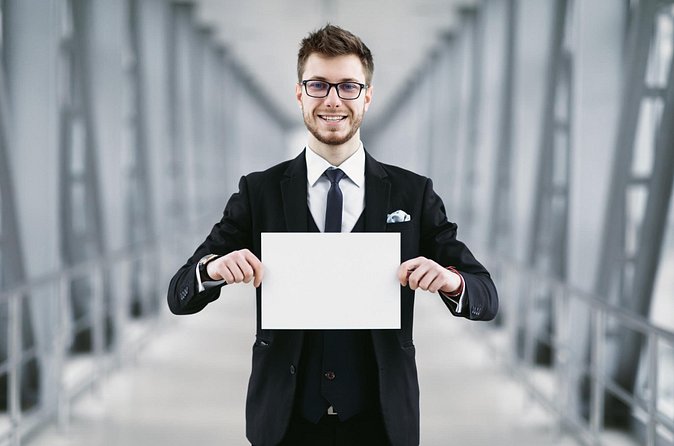 Private Transfer : From Orly Airport > PARIS - What the welcome process feels like