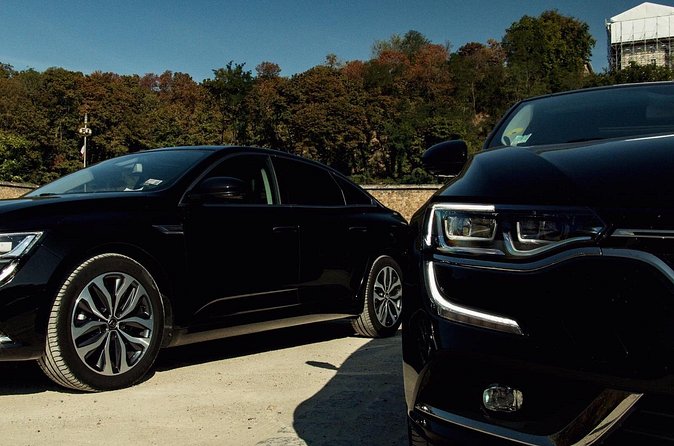 Private Transfer : From Orly Airport > PARIS - Booking for four, couples, and solo arrivals