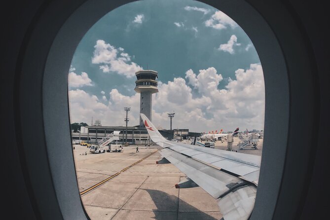 Private Transfer from Paris to CDG and Orly Airport - A calm way to leave Paris