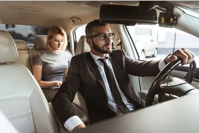 Private Transfer from Paris to CDG and Orly Airport - What happens at your hotel pickup