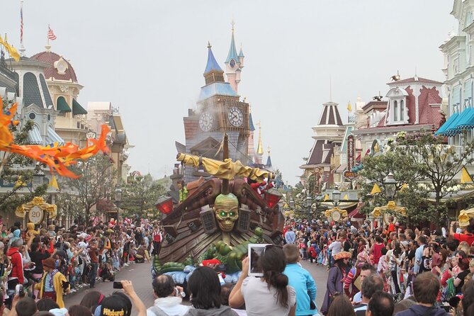 Private transfer from Paris to Disneyland - Choosing your pickup point and time