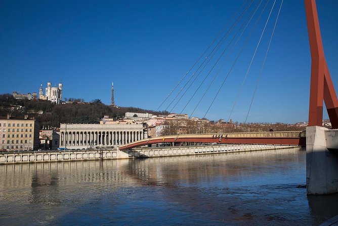 Private Transfer: Lyon Airport LYS to Lyon City in Luxury Van - What the fixed price really buys you