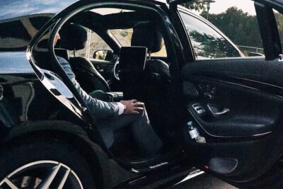 Private Transfer: Paris Airport CDG to Port of LE HAVRE in Business Car - The two-hour journey to Le Havre