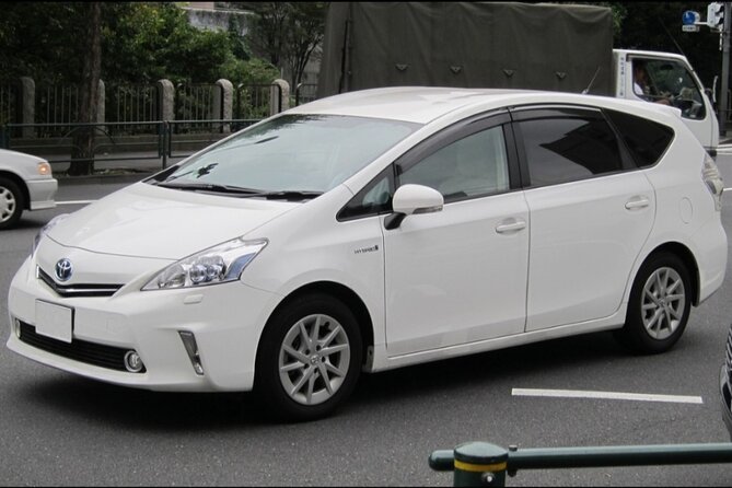Private Transport from Charles de Gaulle Airport to Paris - Leaving Charles de Gaulle with a driver waiting
