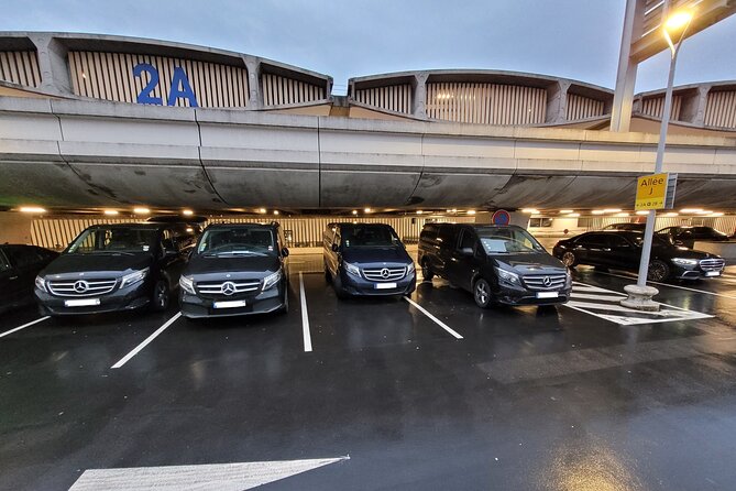 Private Van Transfer from CDG Airport to Paris - Price and value: when $98.86 per person makes sense