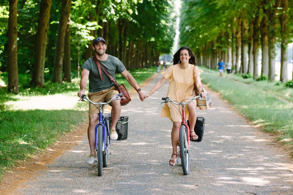Private Versailles Bike Tour - Shopping for a picnic beside the Grand Canal