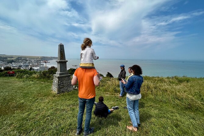 Private vintage sidecar tour of the D-Day Landing Beaches - Omaha Beach to the cemetery: timing can make or break it