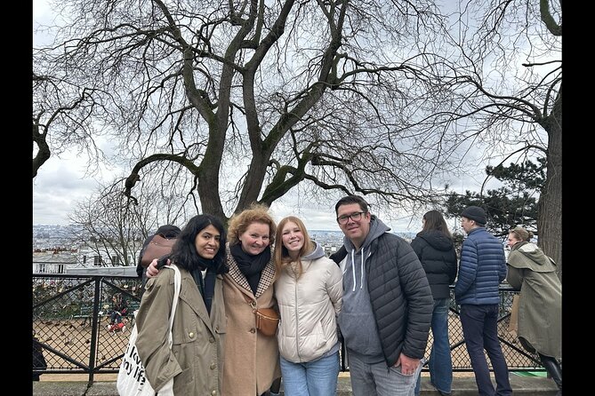 Private Walking Tour of Montmartre and Sacré-Cœur Visit - Starting at Pl. Blanche: Where the Tour Finds Its Rhythm