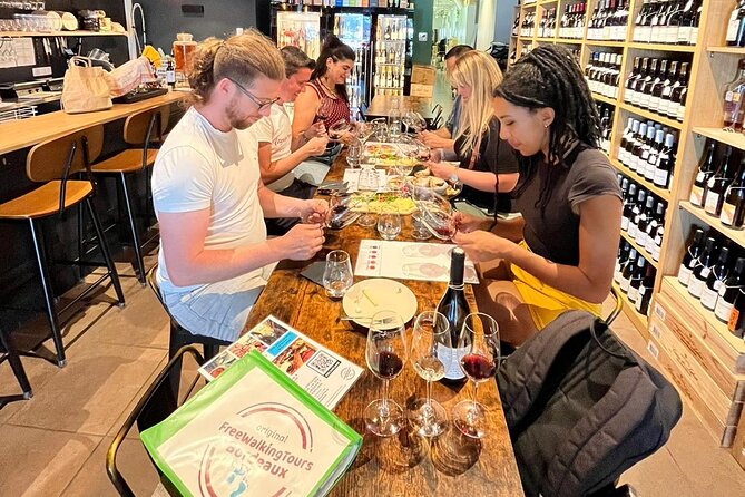 Professional - Bordeaux Wine and Cheese Tasting with a walking tour - The local wine bar: blind tasting, 4 Bordeaux bio wines, and smart pairing