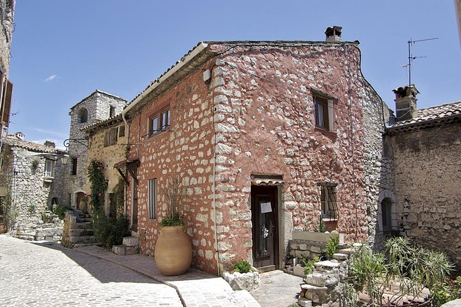 Provence and Tradition - Private Guided Tour - Matisse’s Chapel adds a quiet art stop