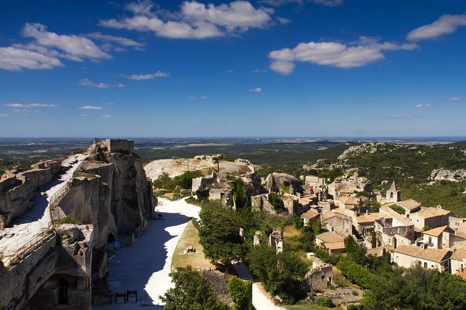 Provence in One Day Small Group Day Trip from Avignon - Small-Group Comfort: 8 Seats and a Guide You Can Hear