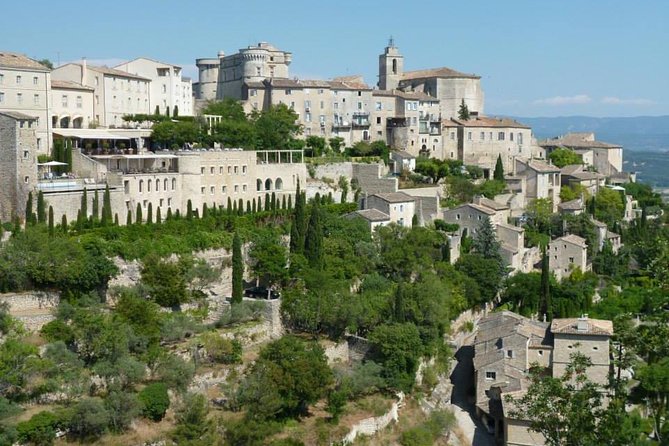 Provence in One Day Small Group Day Trip from Avignon - La Fontaine de Vaucluse: A Walk to the Sorgue Source