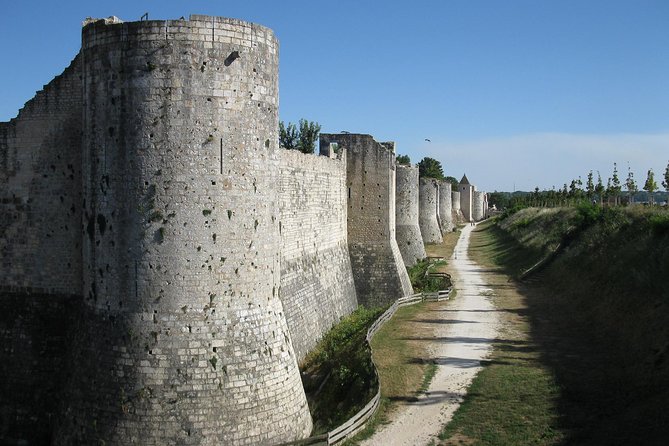 Provins - Medieval City Tour - Private Trip - Walking the medieval walls and the Porte de Jouy