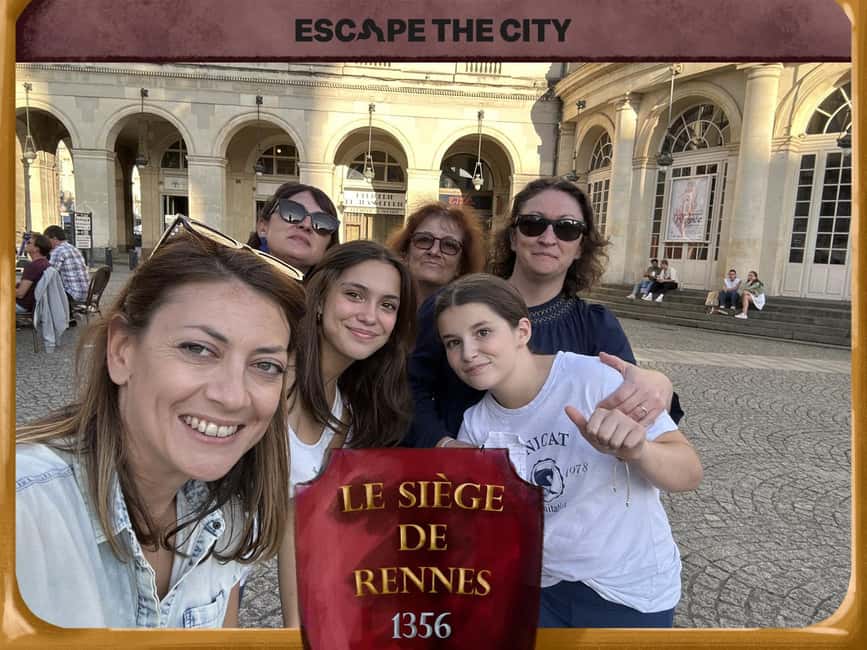Rennes: Outdoor Escape Game - Le Siège de Rennes - Starting the siege at Place Sainte-Anne