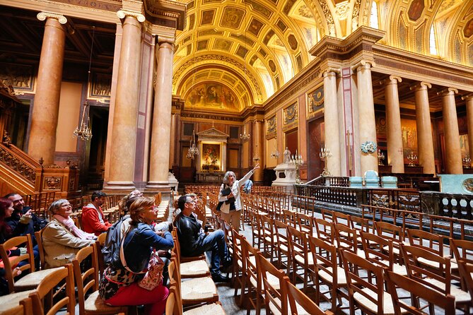 Rennes: Private guided walking tour of the city centre - Starting at Saint Peter’s Cathedral