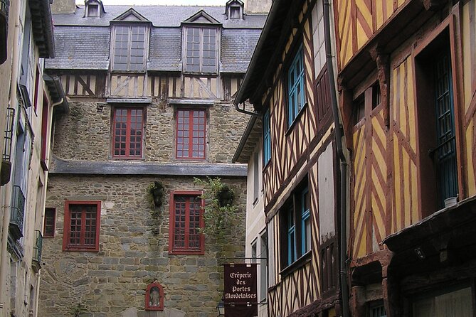 Rennes: Private guided walking tour of the city centre - Timing, walking effort, and practical comfort