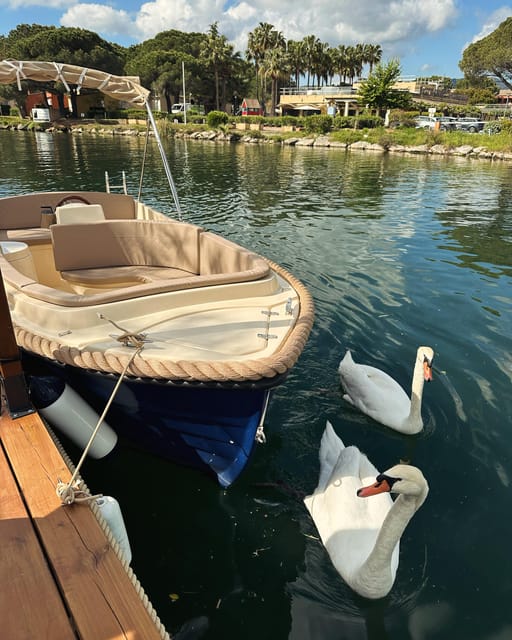 Rental of electric boats without a license - Why the Private Format Matters