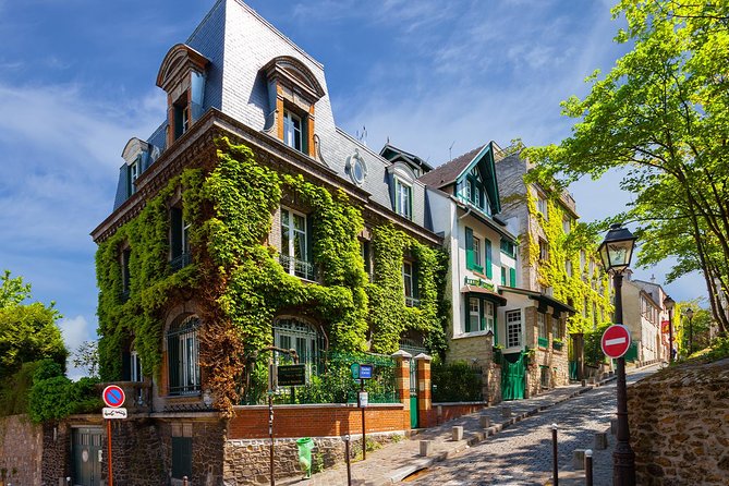 Romantic Montmartre: Paris Lost Lovers Exploration Game and Tour - Montmartre by phone: what this “lost lovers” game really gives you