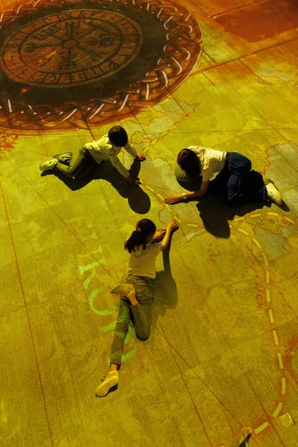 Rouen : Museum Immersive Viking Experience - Small Group Size and English/French Instruction