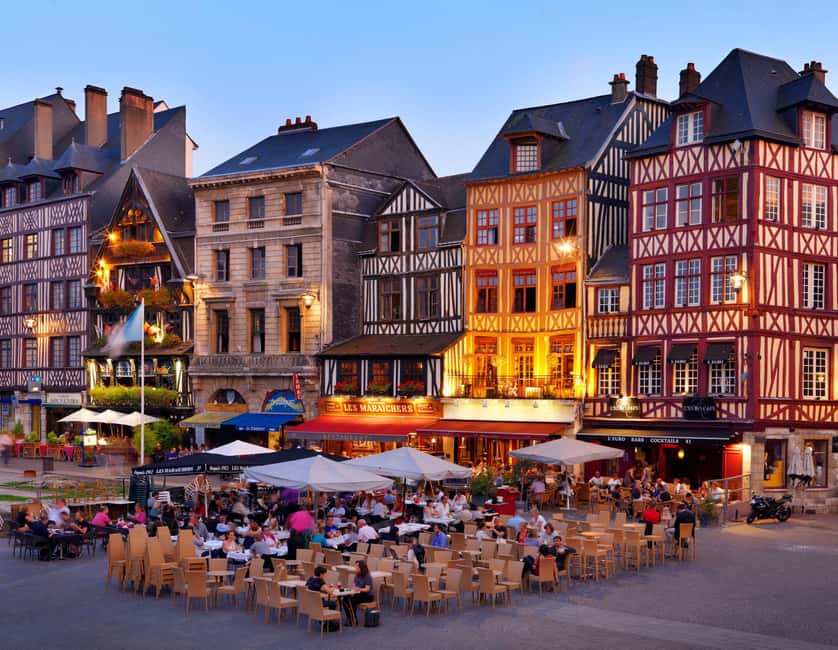 Rouen: Private Walking Tour with a Licensed Tour Guide - Key points at a glance