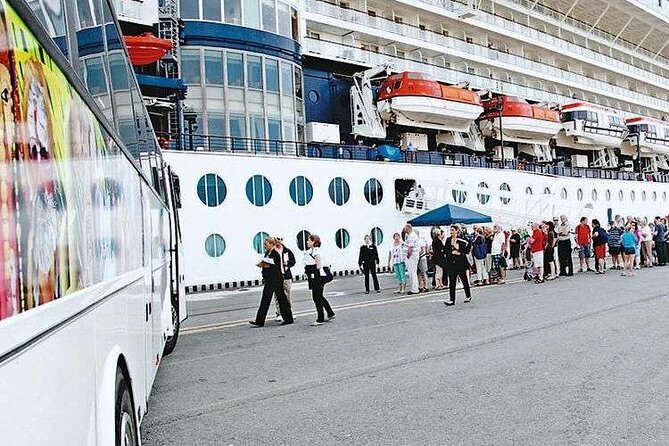 Round-trip shuttle transfer between Le Havre and Honfleur - The drive across Normandy