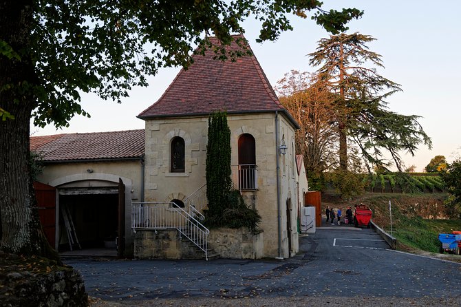 Saint-Emilion Grand Cru Classified: Visit & Tasting in French - Chateau La Croizille: Same Mission, Different Architectural Feel