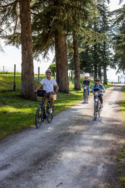 Saint Emilion Wine and Bike Tour - Saint-Émilion Walking Tour: Cobblestones, Medieval Details, and Time to Breathe