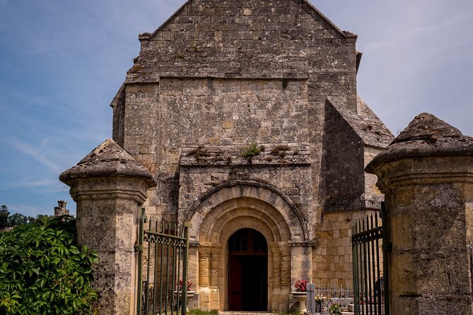 Saint-Émilion Wine Tour By Premium Electric Bike, Lunch Included - Back to Saint-Émilion: Bike Drop-Off and a Village Tasting