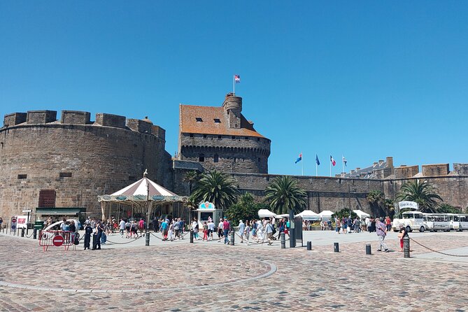 Saint-Malo: 2-Hour Private Walking Tour & Commentary - Walking the ramparts and old city