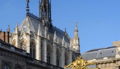 Sainte Chapelle & Conciergerie Private Guided Tour - Relics, royal purpose, and the meaning of a sacred room