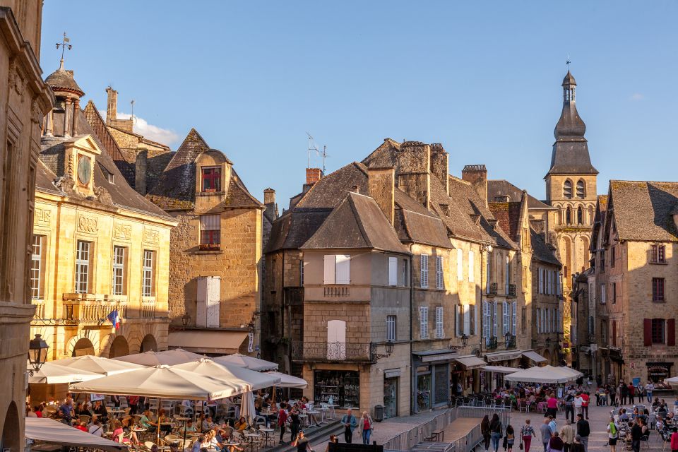 Sarlat Gourmet Tour & Market Visit with Tastings - Starting at Place Pasteur: A Simple Way to Begin
