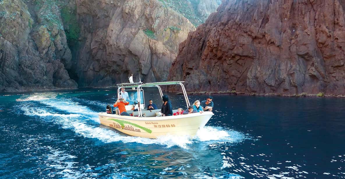 Scandola - Small-group sailing with a live French guide