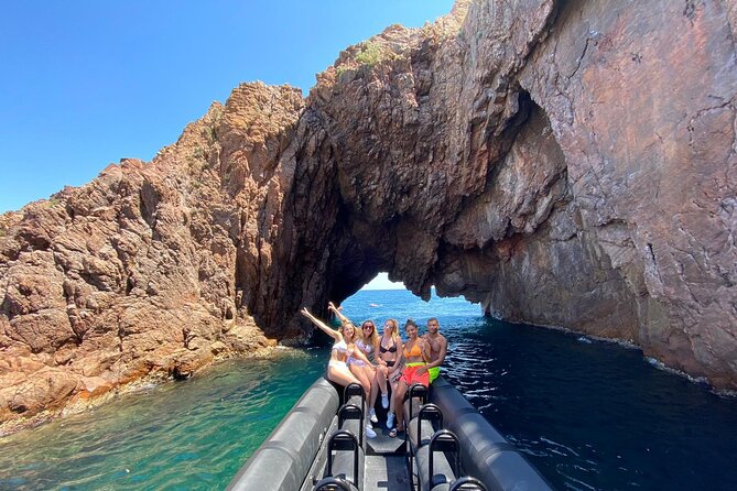 Sea excursion - Estérel Massif by boat - Cap Roux and the Return: Last Glimpses of Unspoiled Coast