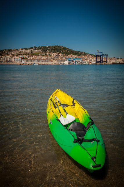 Sea kayak tour: Sète, the French pearl of the Mediterranean - What to bring: the small list that actually matters on a Mediterranean coast