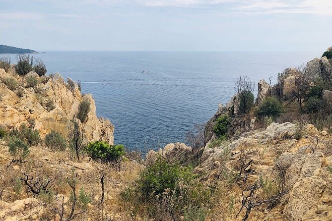 Sea kayaking in the heart of the Ramatuelle Nature Reserve - Meet Your Guide: What Makes the Day Feel Easy