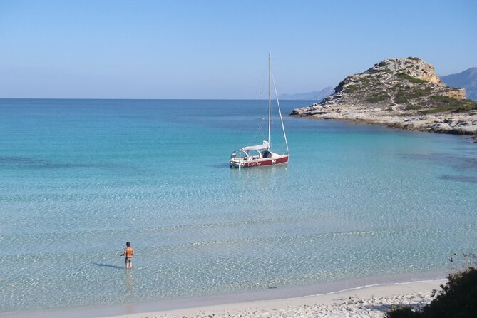 Sea trip in a fast and comfortable sailboat in Leucate: privatization 1/2d - What Four Hours on Cap’One Feels Like