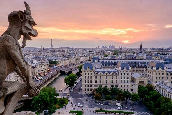 See 15+ Top Sights Paris Tour with Fun Guide, (Walking and Metro Tour) - Conciergerie and Île de la Cité: Free Stops That Anchor the Story