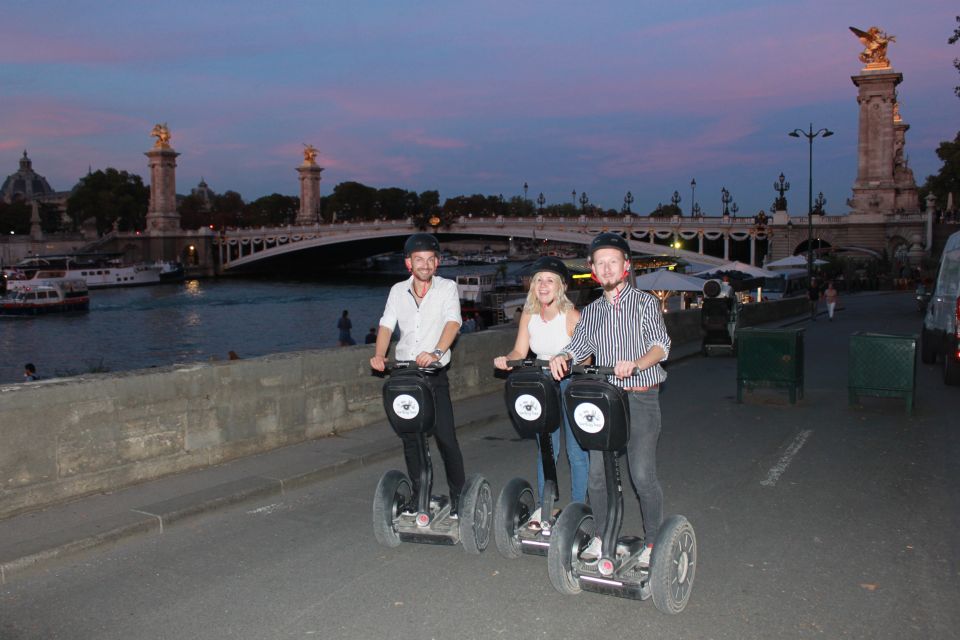 Segway private tour Lights of Paris - Champ de Mars and École-Militaire: the wide-open break in the route