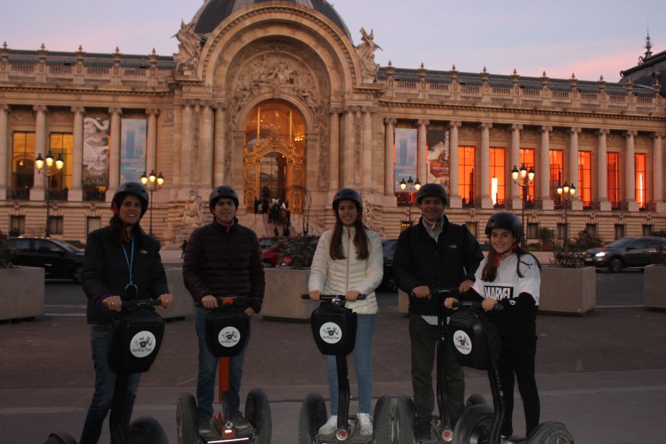 Segway private tour Lights of Paris - Timing the Eiffel Tower sparkle show